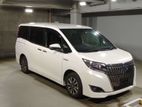 Toyota Esquire HYBRID 2019