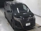 Toyota Esquire hybrid 2020
