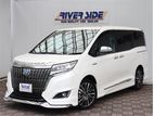 Toyota Esquire Hybrid 2020