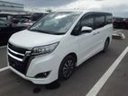 Toyota Esquire Hybrid Gi Premium 2020