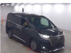 Toyota Esquire Hybrid Gi Premium 2020