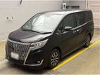 Toyota Esquire Hybrid Xi package 2020