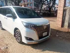 Toyota Esquire NOAH 2020