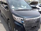 Toyota Esquire NON HYBRID GI PKG 2020