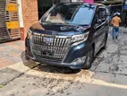 Toyota Esquire PUSH GI PREMIUM HV 2020
