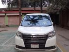 Toyota Noah x Hybrid 2014