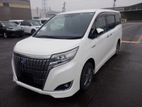 Toyota Esquire XI HYBRID PERAL 2020