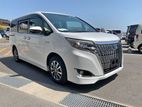 Toyota Esquire Xi Hybrid Ready 2019