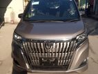 Toyota Esquire Xikey 2D power Ready 2020
