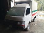 Toyota Cover van 2025