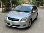 Toyota Fielder . 2012