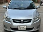 Toyota Fielder 2012