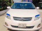 Toyota Fielder . 2012