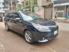 Toyota Fielder . 2016