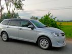 Toyota Fielder Axio 2012