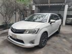 Toyota Fielder axio 2012