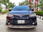 Toyota Fielder Hybrid 2015