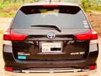 Toyota Fielder . 2015