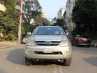 Toyota Fortuner 4WD 2006