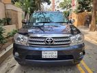 Toyota Fortuner 4WD 2009