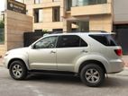 Toyota Fortuner 4WD 7 Seat 2006