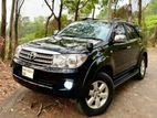 Toyota Fortuner 7Seater.2.7L.2TR.FE 2009