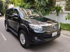 Toyota Fortuner family used car 2013