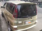 Toyota fun cargo 2005