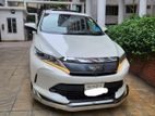 Toyota Harrier . 2019