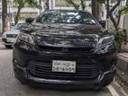 Toyota Harrier . 2013