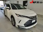 Toyota Harrier Non Hybrid Pearl 2020