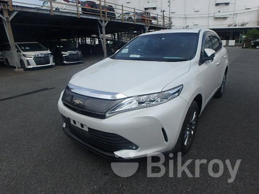 Toyota Harrier PREMIUM 2019 for Sale in Agrabad | Bikroy