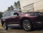 Toyota Harrier . 2014