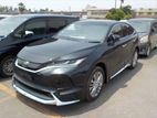 Toyota Harrier Z low miles 4.5. 2020