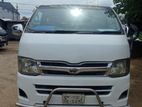 Toyota Hiace ` 2004