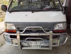 Toyota Hiace . 2003