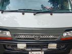 Toyota Hiace . 2004