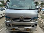 Toyota Hiace 2004