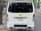 Toyota Hiace . 2005