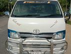 Toyota Hiace . 2005