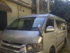 Toyota Hiace 2005