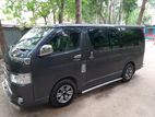 Toyota Hiace 2009