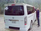 Toyota Hiace 2010