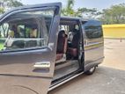 Toyota Hiace 2010
