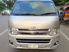 Toyota Hiace 2011