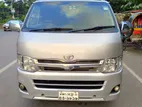 Toyota Hiace 2011