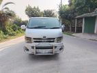 Toyota Hiace 2011