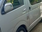 Toyota Hiace 2011