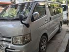 Toyota Hiace 2012