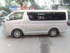 Toyota Hiace 2012